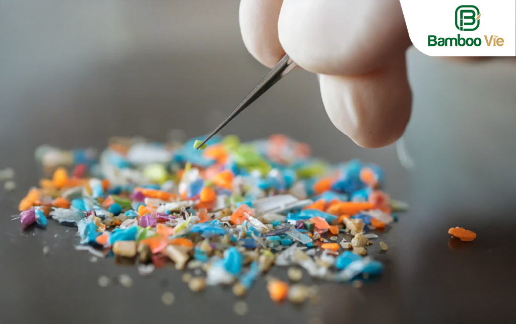 Vạch Trần Những Rủi Ro Sức Khỏe Từ Sợi Tổng Hợp Và Sự Lựa Chọn Thay Thế